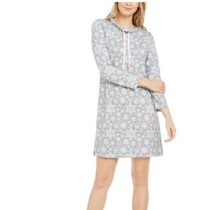 Nautica Women's pullover Sleepshirt Nightgown Snowflake Print Gray Size L NEW
